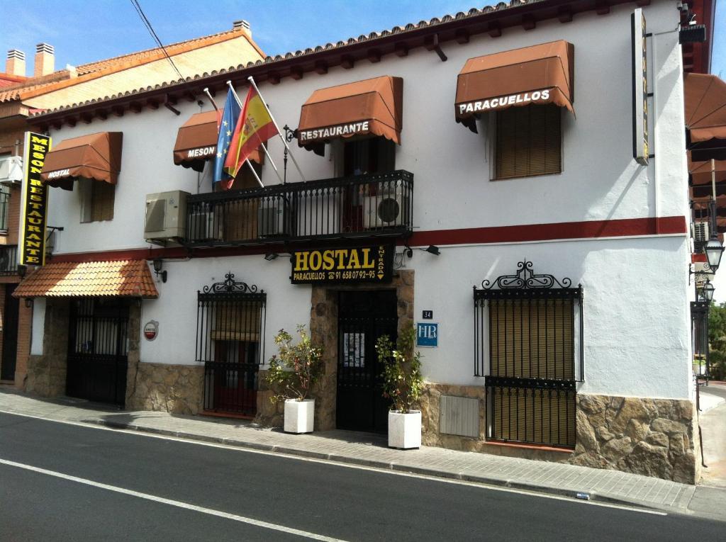 Hostal Paracuellos 파라쿠엘로스데자라마 외부 사진